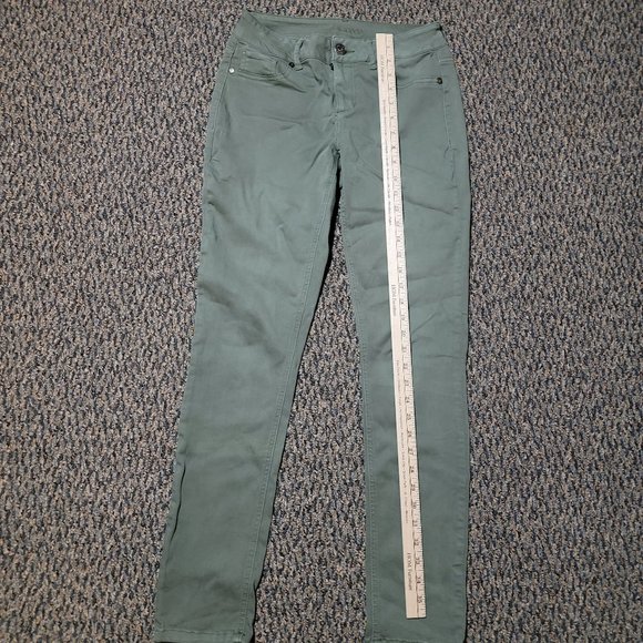 Maurices Khaki Army Green Stretch Jeggings Size Small - Picture 11 of 16